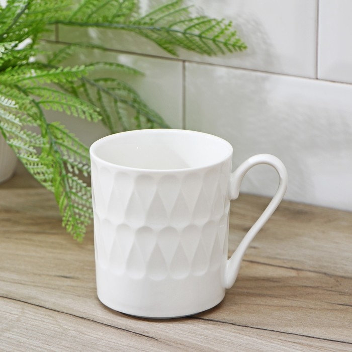 Кружка фарфоровая Доляна &laquo;Эстет. Герда&raquo;, 350 мл, цвет белый