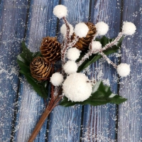 Декор "Зимнее очарование" яблоки ягоды в белом шишки, 22 см