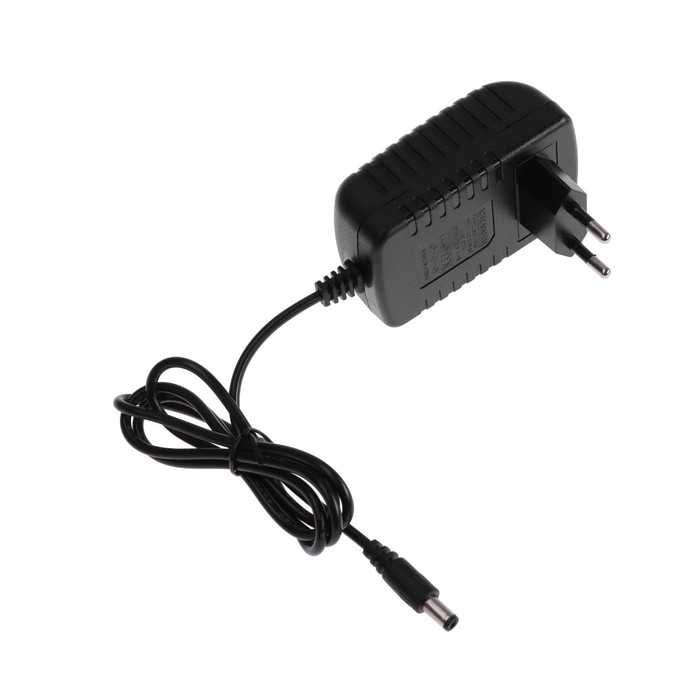 Лампа для гель-лака Luazon LUF-03, UV/LED, 120 Вт, 45 диодов, таймер 10/30/60, 220 В, белая Лампа для гель-лака Luazon LUF-03, UV/LED, 120 Вт, 45 диодов, таймер 10/30/60, 220 В, белая