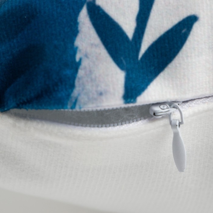 Подушка новогодняя Этель &laquo;Мишка&raquo;, 40*40 см, 100% п/э, велюр