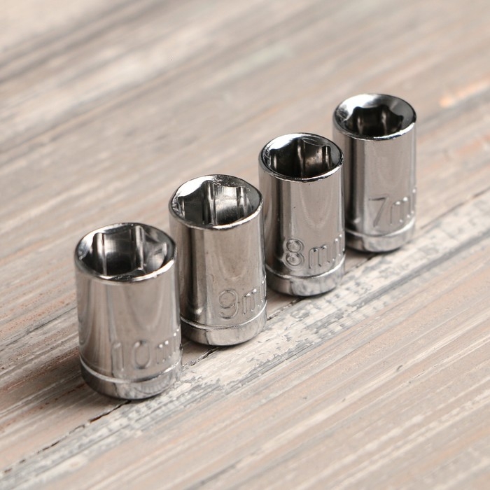 Набор инструментов в замке &laquo;Любовь это&raquo;, 18 предметов