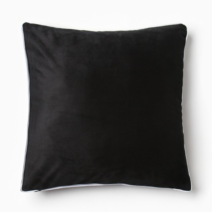 Наволочка декоративная Этель &laquo;Кант&raquo;, 45х45, цвет чёрный, велюр (100% пэ)