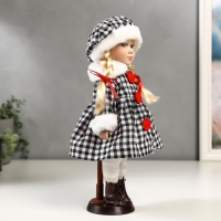 Кукла коллекционная керамика "Злата в пальто в клеточку с красными пуговицами" 30 см Кукла коллекционная керамика "Злата в пальто в клеточку с красными пуговицами" 30 см