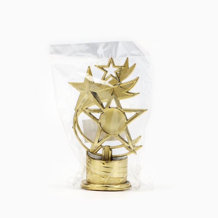 Кубок &laquo;Звезды&raquo;, наградная фигура, золото, 16 х 9 х 6 см.