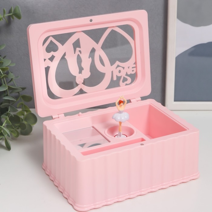 Шкатулка музыкальная механическая "Влюблённые" розовая 12,5х17,5х8 см