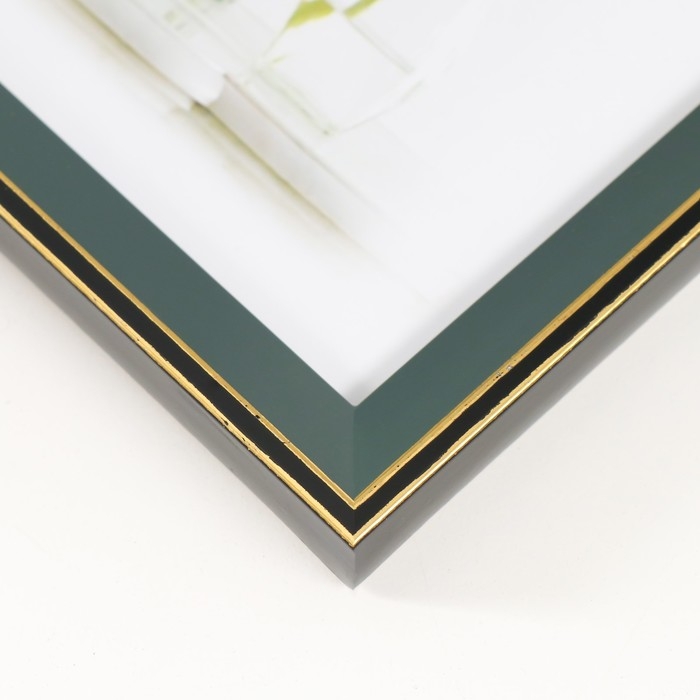 Фоторамка пластик 13х18 см "Зелёный с золотым обрамлением" 15х20 см