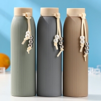 Бутылка для воды стеклянная «Роскошь», 300 мл, h=21 см, цвет МИКС Бутылка для воды стеклянная «Роскошь», 300 мл, h=21 см, цвет МИКС