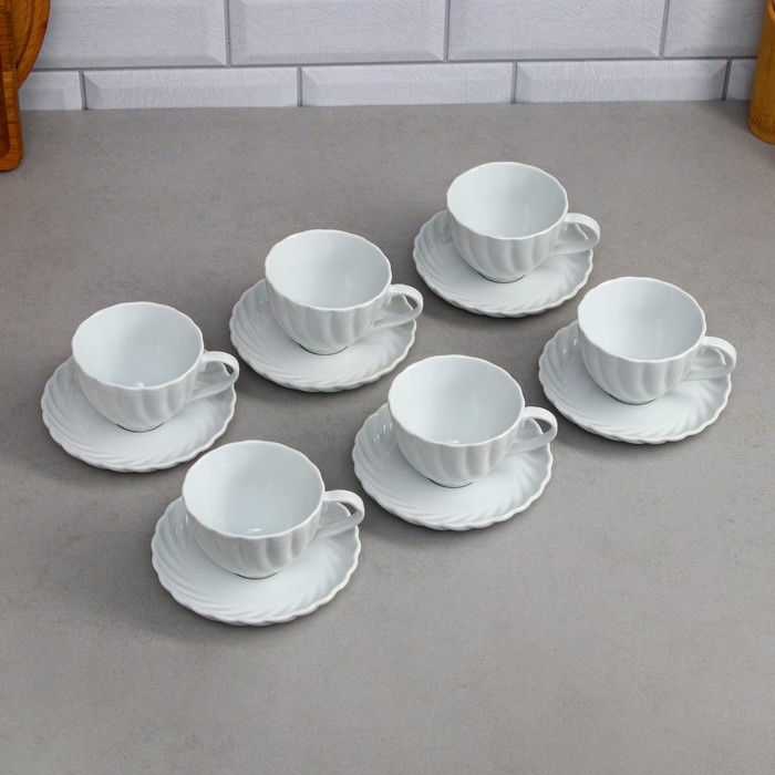 Чайный сервиз «Кармен», 17 предметов: сливочник 350 мл, 6 чашек 200 мл, чайник 1.5 л, сахарница 300 мл, 6 блюдец, фарфор, Иран Чайный сервиз «Кармен», 17 предметов: сливочник 350 мл, 6 чашек 200 мл, чайник 1.5 л, сахарница 300 мл, 6 блюдец, фарфор, Иран