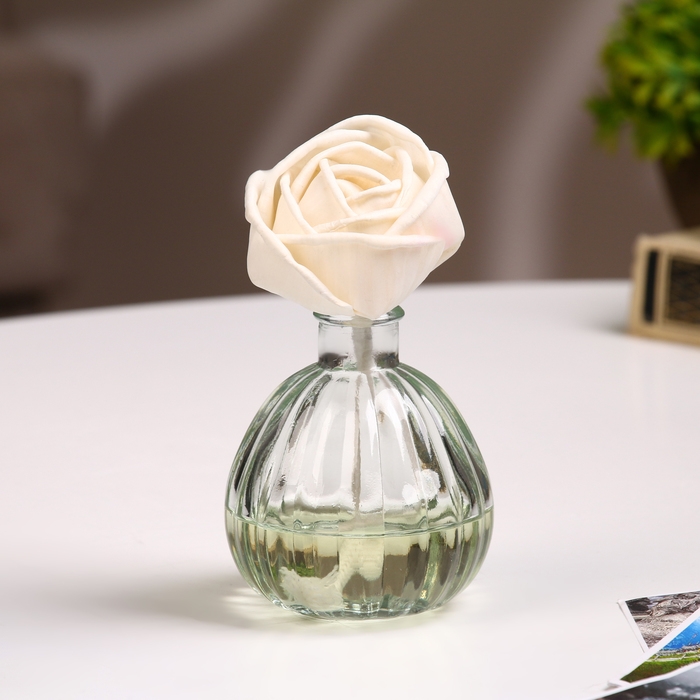 Диффузор ароматический Hygge Flower #15 Сандаловое дерево 50 мл