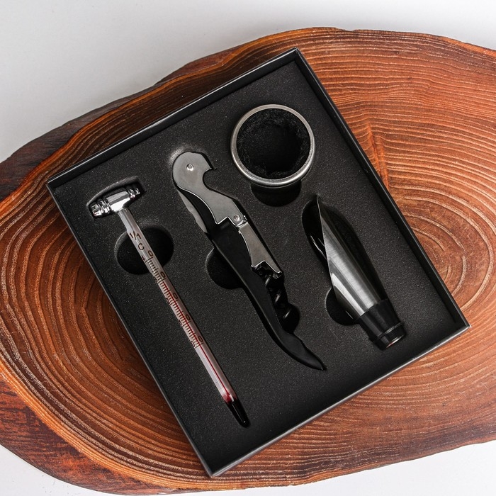 Винный набор: штопор для вина, аэратор, каплеуловитель, термометр «С Уважением» Винный набор: штопор для вина, аэратор, каплеуловитель, термометр «С Уважением»