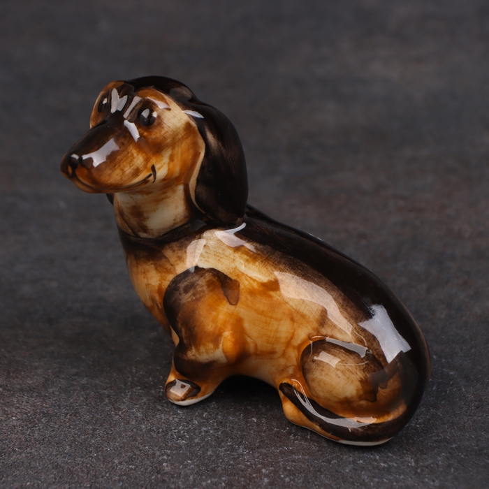 Статуэтка фарфоровая Статуэтка фарфоровая "Такса чёрная", 7 см, авторская роспись