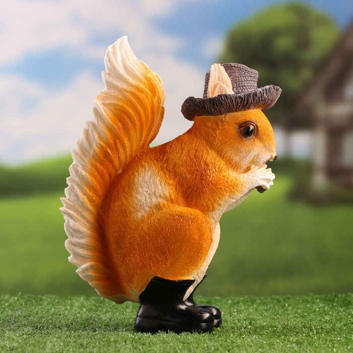 Садовая фигура Садовая фигура "Белка в сапогах" 9х16х22см