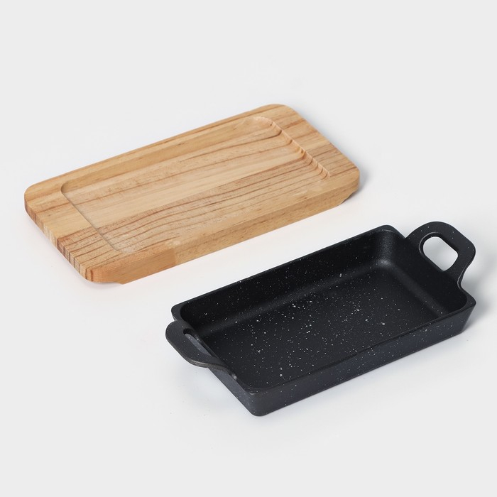 Сковорода чугунная «Ночь», 25×12×3 см, на деревянной подставке Сковорода чугунная «Ночь», 25×12×3 см, на деревянной подставке