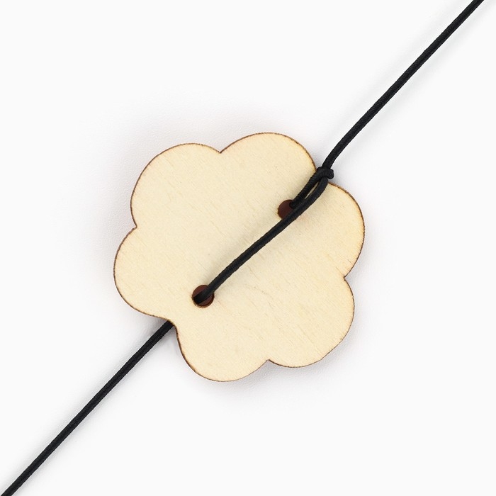 Дразнилка с деревянной подвеской &laquo;Лапка&raquo;, 4 см