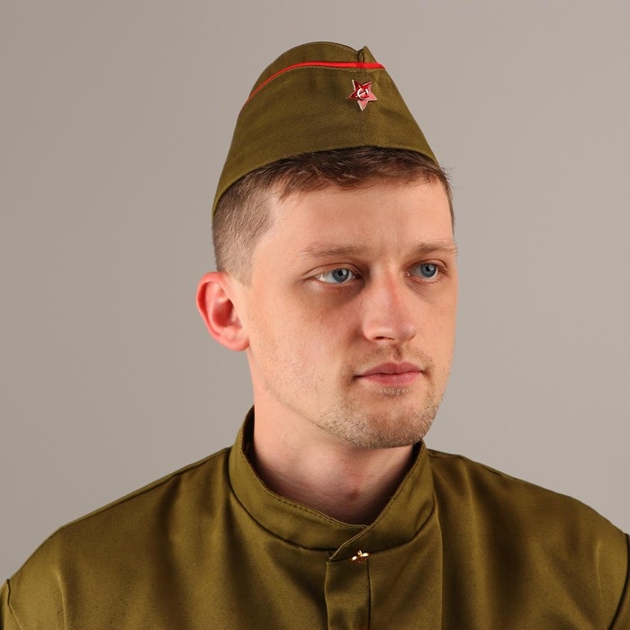 Пилотка военного