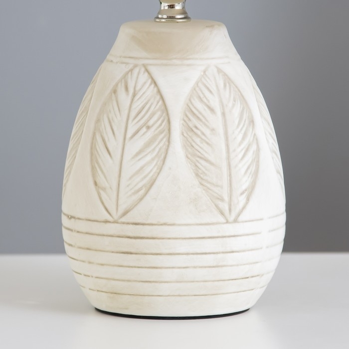 Настольная лампа "Элнес" Е14 40Вт бело-серый 19х19х32 см RISALUX