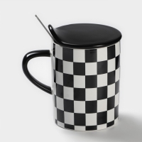 Кружка керамическая с ложкой «Абстракт», 400 мл, цвет чёрный и белый Кружка керамическая с ложкой «Абстракт», 400 мл, цвет чёрный и белый