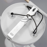 Люстра "Новелла" 3хЕ27 40Вт бело-золотой 53х26х27 см BayerLux Люстра "Новелла" 3хЕ27 40Вт бело-золотой 53х26х27 см BayerLux