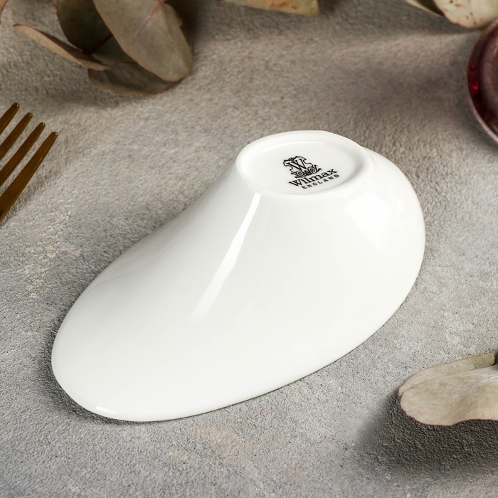 Блюдо фарфоровое Wilmax, 11,5&times;7 см, цвет белый