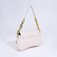 Сумка-мессенджер на магните, цвет молочный