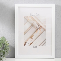 Фоторамка пластик "МИРАМ" 25х35 см белый (пластиковый экран) Фоторамка пластик "МИРАМ" 25х35 см белый (пластиковый экран)