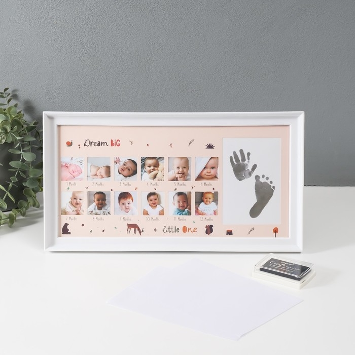 Фоторамка на 12 фото 3х3 см с штемп.подушкой Фоторамка на 12 фото 3х3 см с штемп.подушкой "Такой маленький" белая 2х38х20 см