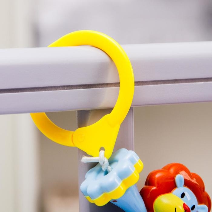 Растяжка на коляску/кроватку «Львята», 3 игрушки с погремушками, цвет МИКС, Крошка Я Растяжка на коляску/кроватку «Львята», 3 игрушки с погремушками, цвет МИКС, Крошка Я