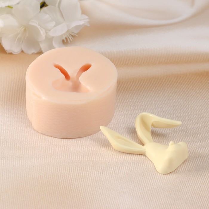 Молд силиконовый Молд силиконовый "Заяц с погнутым ухом" 3,5х5х1,5 см