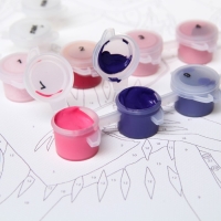 Картина по номерам на подрамнике "Анна и Эльза" 30х40 см, Холодное сердце