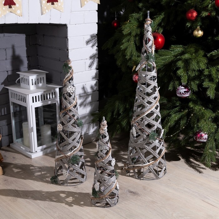 Светодиодная фигура &laquo;Конусы с еловой веткой&raquo; 40, 60, 80 см, текстиль, металл, батарейки ААх2 (не в комплекте), свечение тёплое белое