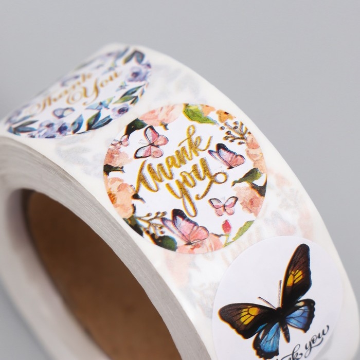 Наклейка бумага "Бабочки. Спасибо" d=2,5 см 500 шт в рулоне