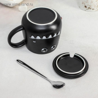 Кружка керамическая с крышкой и ложкой «Зубастик», 480 мл, цвет МИКС Кружка керамическая с крышкой и ложкой «Зубастик», 480 мл, цвет МИКС