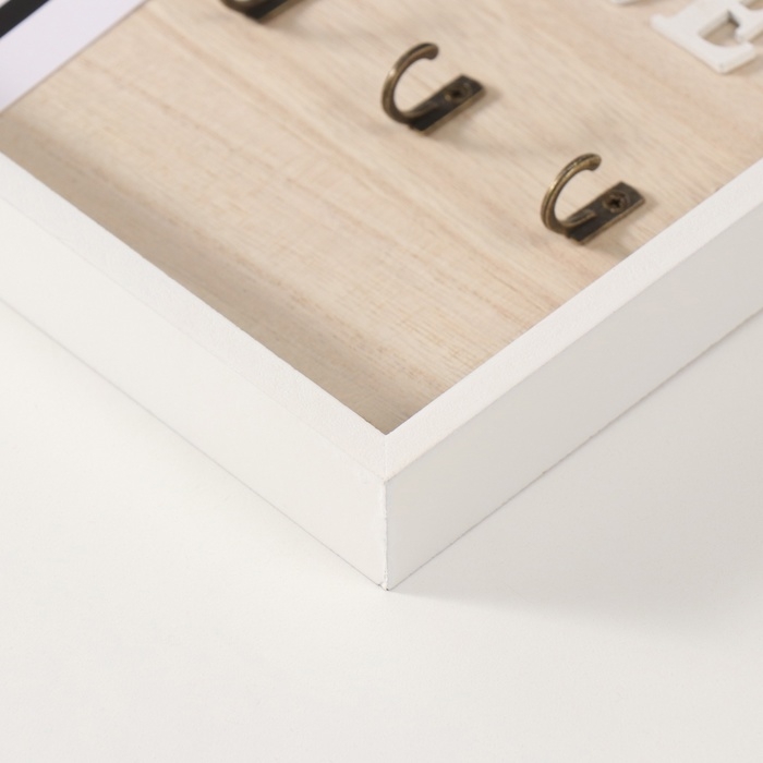 Крючки декоративные дерево с календарём "Сердце с бантом" 30х20 см