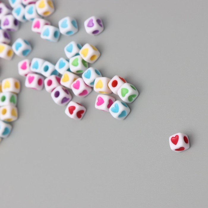 Бусины для творчества пластик "Куб цветные сердца" набор 20 гр 0,4х0,4 см