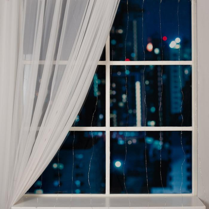 Гирлянда &laquo;Занавес&raquo; 2 &times; 2 м роса, IP20, серебристая нить, 300 LED, свечение белое, 12 В