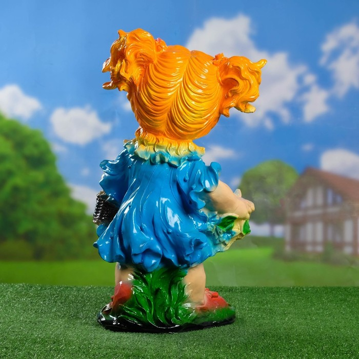 Садовая фигура Садовая фигура "Гном девочка с цветами" большая 30х29х58см МИКС