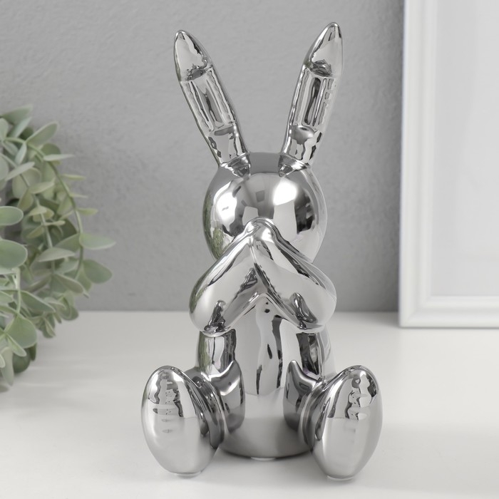 Сувенир керамика Сувенир керамика "Зайка спрятал носик" серебро 11х12х22 см