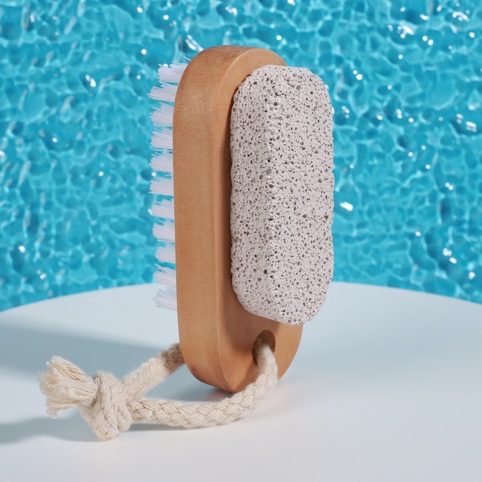 Пемза для педикюра с щёткой, с подвесом, искусственная щетина, 9,5 × 4 см, в коробке, цвет коричневый Пемза для педикюра с щёткой, с подвесом, искусственная щетина, 9,5 × 4 см, в коробке, цвет коричневый