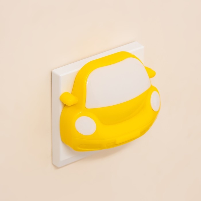 Ночник "Машинка" LED желтый 7х8х7 см