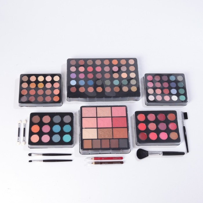 Набор профессиональной косметики"Miss Young" №9 Набор профессиональной косметики"Miss Young" №9