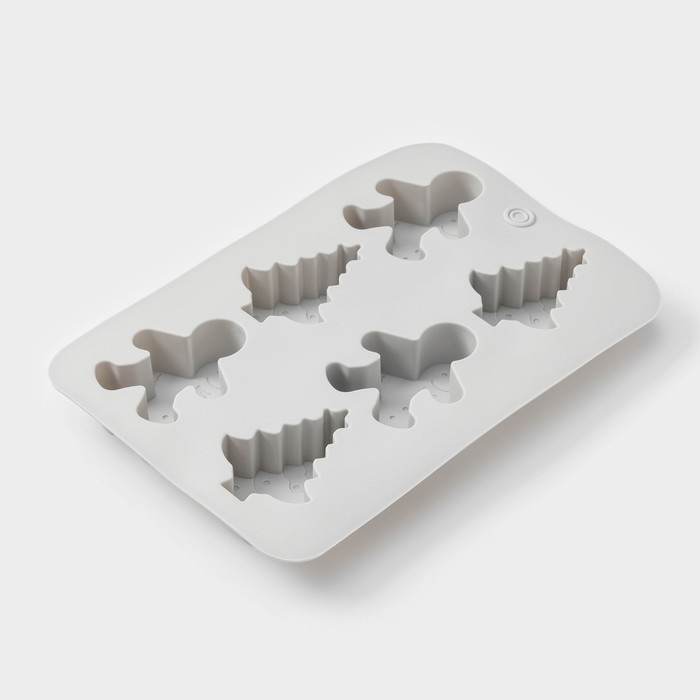 Форма для выпечки новогодняя Доляна &laquo;Новогодние пряники&raquo;, силикон, 6 ячеек, 25,5&times;17,5&times;2,5 см, цвет серый