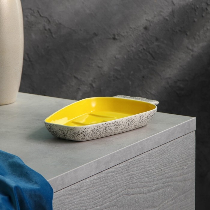 Форма для запекания керамическая «Персия», жёлтая, 1 сорт, Иран Форма для запекания керамическая «Персия», жёлтая, 1 сорт, Иран