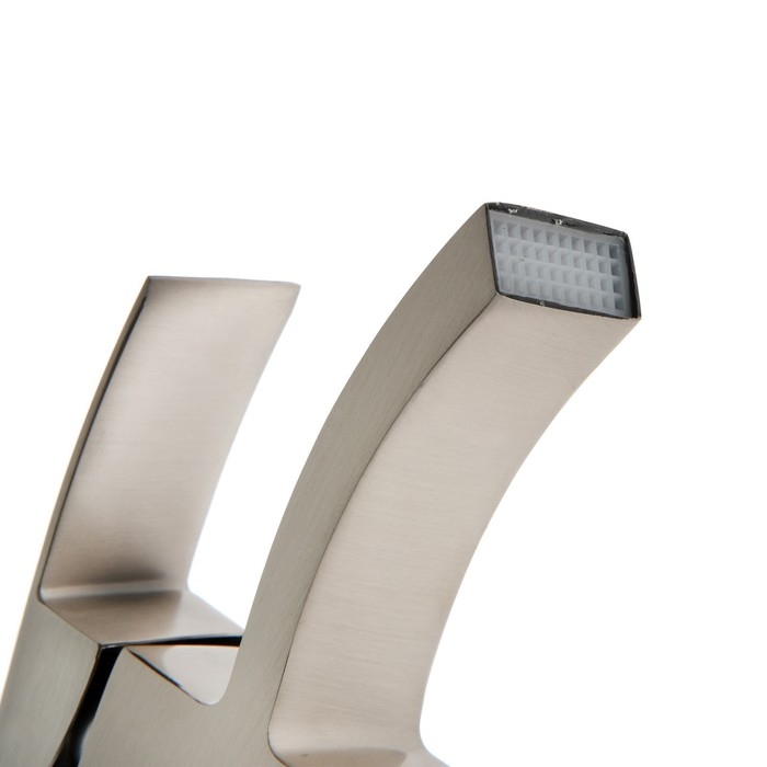 Смеситель для раковины ZEIN Z2755, квадратный, картридж 35 мм, нержав сталь, сатин Смеситель для раковины ZEIN Z2755, квадратный, картридж 35 мм, нержав сталь, сатин