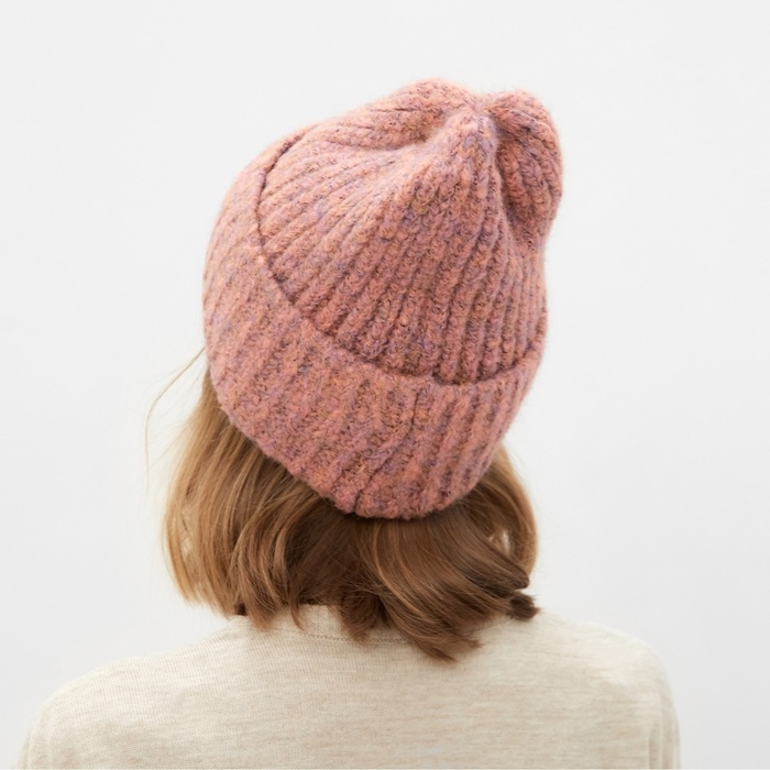 Шапка женская MINAKU овер one size 52-58 розовый Шапка женская MINAKU овер one size 52-58 розовый