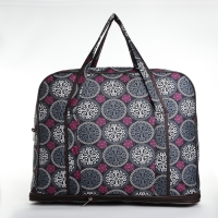 Сумка дорожная женская на молнии, с увеличением, 3 наружных кармана, длинный ремень, цвет чёрный/серый Сумка дорожная женская на молнии, с увеличением, 3 наружных кармана, длинный ремень, цвет чёрный/серый