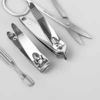 Набор маникюрный «Париж», 6 предметов, в футляре, рисунок МИКС Набор маникюрный «Париж», 6 предметов, в футляре, рисунок МИКС