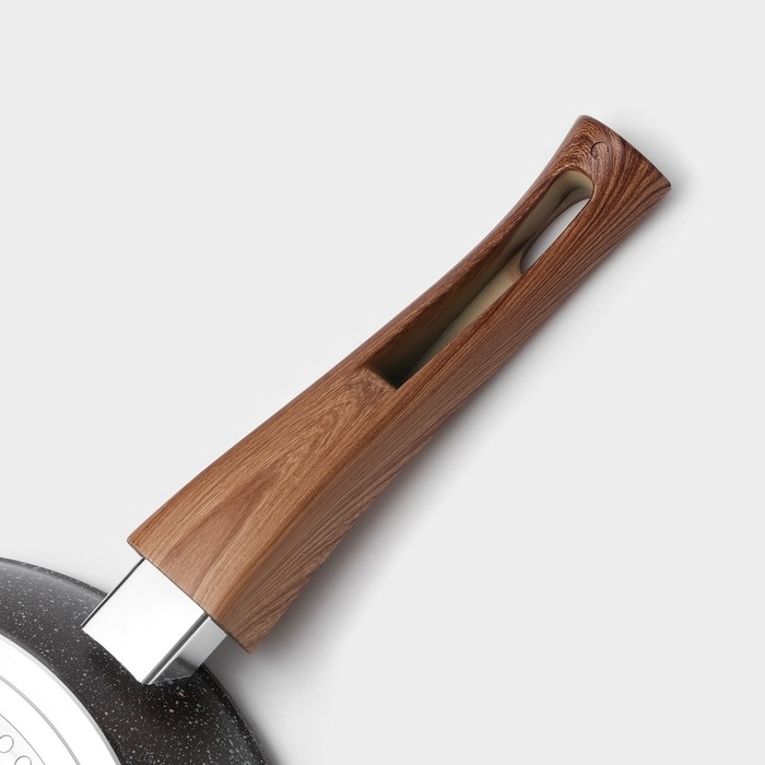 Сковорода кованая Magistro Granit, d=26 см, съёмная ручка soft-touch, антипригарное покрытие, индукция, цвет чёрный Сковорода кованая Magistro Granit, d=26 см, съёмная ручка soft-touch, антипригарное покрытие, индукция, цвет чёрный