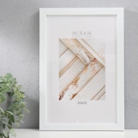 Фоторамка пластик "МИРАМ" 20х30 см, 641861 белый (пластиковый экран) Фоторамка пластик "МИРАМ" 20х30 см, 641861 белый (пластиковый экран)