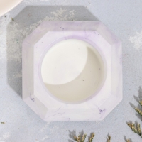 Подсвечник "Квадрат" из гипса со скошенными углами малый,9х3,5см,мрамор с фиолет. полосками Подсвечник "Квадрат" из гипса со скошенными углами малый,9х3,5см,мрамор с фиолет. полосками