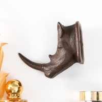 Крючок декоративный чугун "Носорог" 6,5х11х9 см Крючок декоративный чугун "Носорог" 6,5х11х9 см